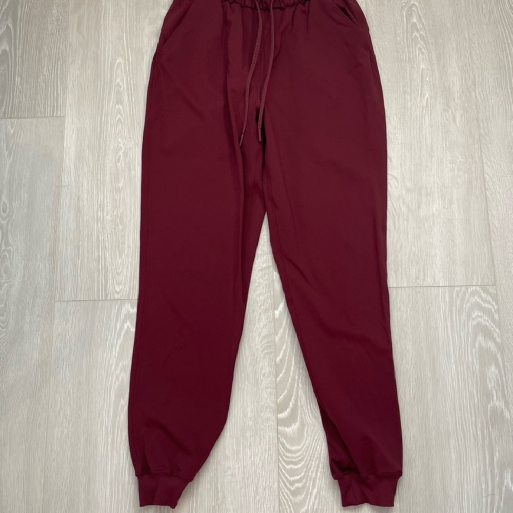Luxtreme Lululemon Stretch High-Rise Jogger *Full Length Red Merlot size 4
